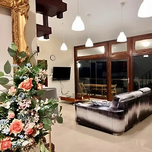 https://maricarmen-tacoronte.tenerifehoteles.net